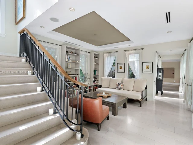 7732 Atlantic Way, Miami Beach FL 33141