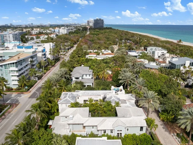 7732 Atlantic Way, Miami Beach FL 33141