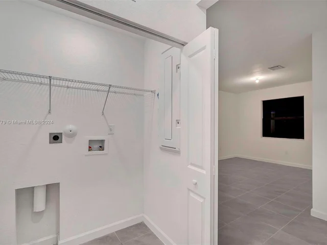 13417 SW 285th St, Homestead FL 33033