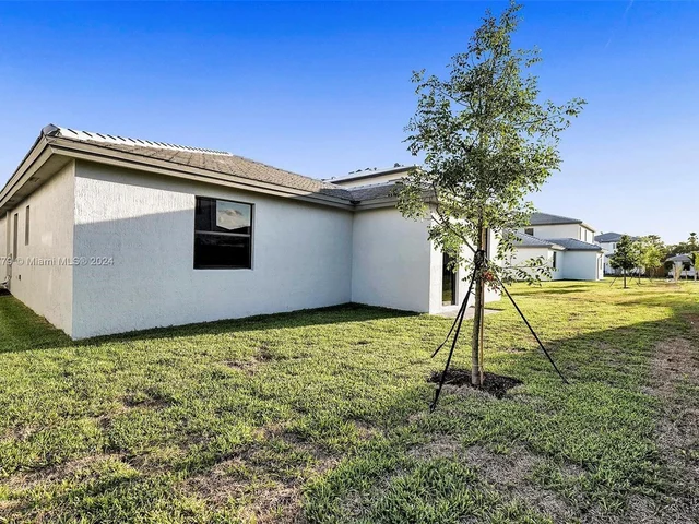 13417 SW 285th St, Homestead FL 33033