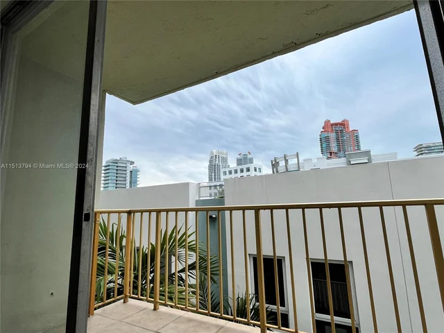 220 Washington Ave # 4D, Miami Beach FL 33139