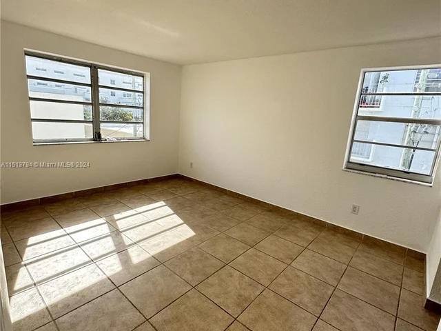 220 Washington Ave # 4D, Miami Beach FL 33139