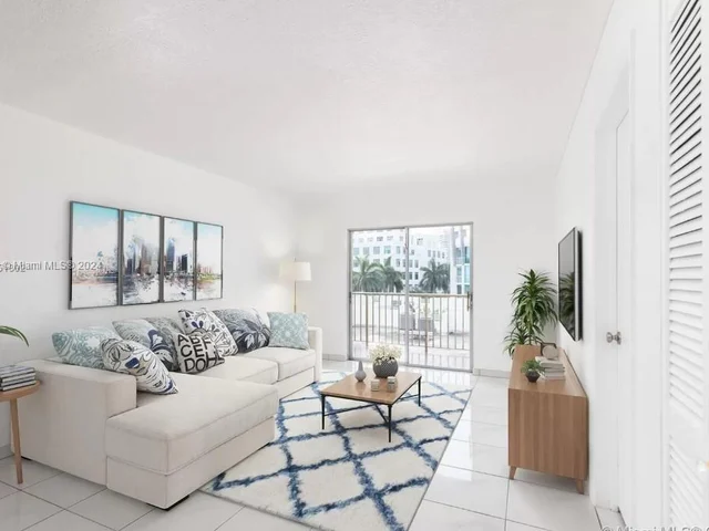 220 Washington Ave # 4D, Miami Beach FL 33139