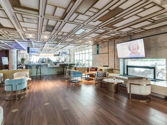 6801 Collins Ave, Miami Beach FL 33141