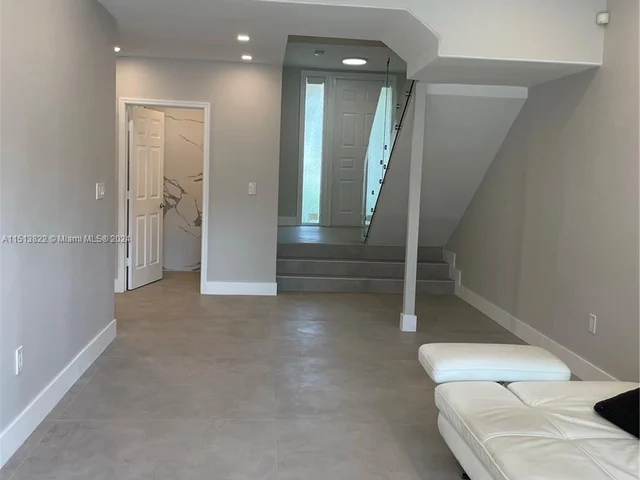 20940 NE 31st Pl # 20940, Aventura FL 33180