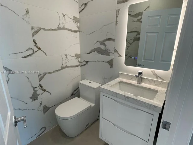 20940 NE 31st Pl # 20940, Aventura FL 33180