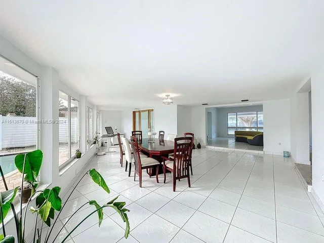 440 SE 2nd Ave # 0, Pompano Beach FL 33060