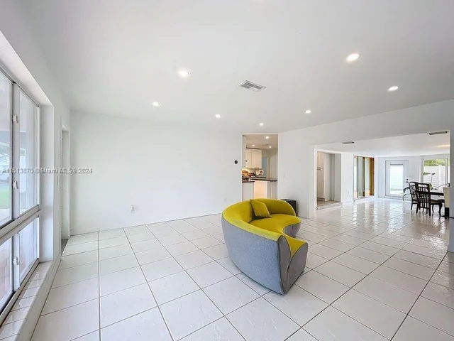 440 SE 2nd Ave # 0, Pompano Beach FL 33060