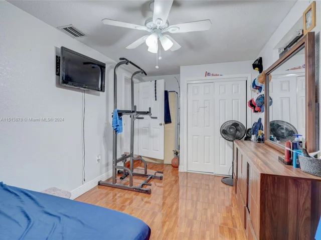 2030 NW 185th Ter, Miami Gardens FL 33056