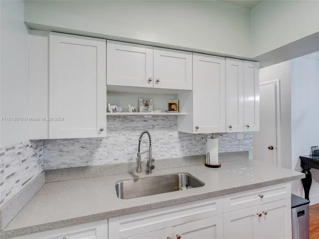 2030 NW 185th Ter, Miami Gardens FL 33056