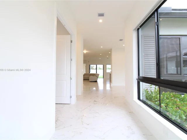 17741 SW 41st St, Miramar FL 33029