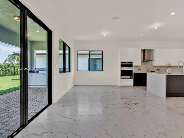 17741 SW 41st St, Miramar FL 33029