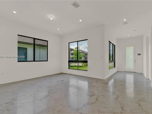 17741 SW 41st St, Miramar FL 33029