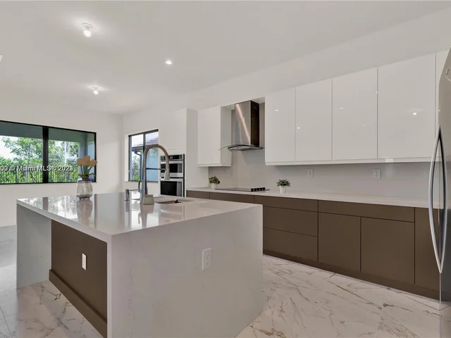 17741 SW 41st St, Miramar FL 33029