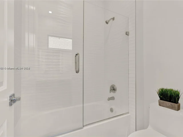 17741 SW 41st St, Miramar FL 33029