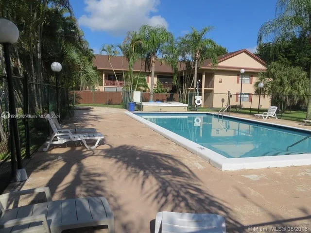 11285 SW 88th St # 205L, Miami FL 33176