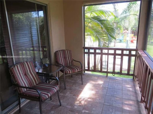 11285 SW 88th St # 205L, Miami FL 33176