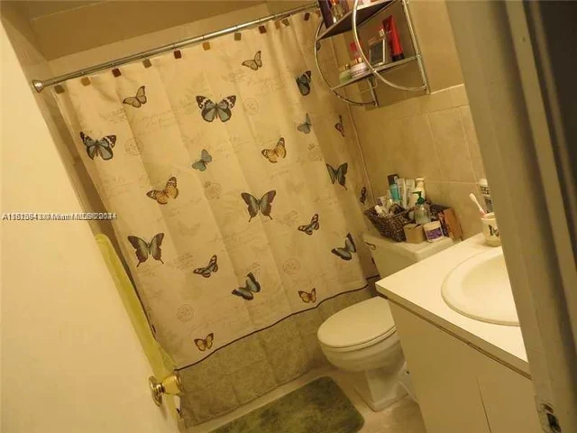 11285 SW 88th St # 205L, Miami FL 33176