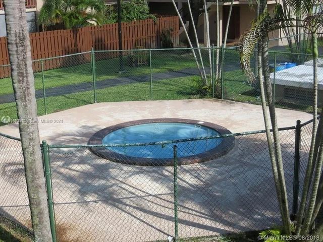 11285 SW 88th St # 205L, Miami FL 33176