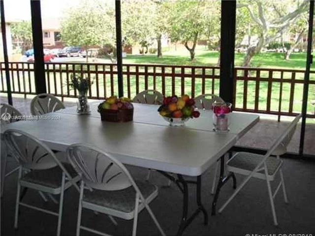 11285 SW 88th St # 205L, Miami FL 33176