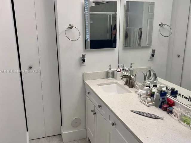 4746 Lago Vista Dr # 4746, Coconut Creek FL 33073