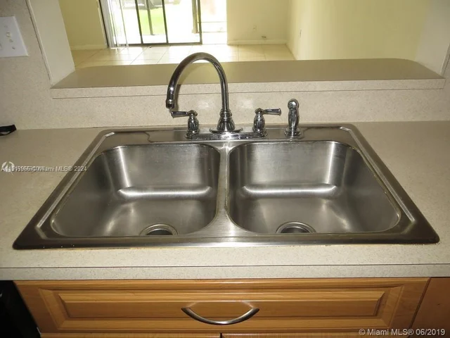 8760 SW 133rd Ave Rd # 101, Miami FL 33183