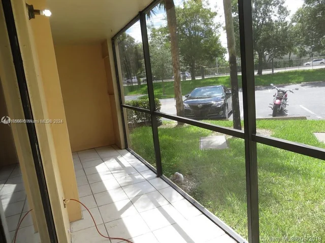 8760 SW 133rd Ave Rd # 101, Miami FL 33183