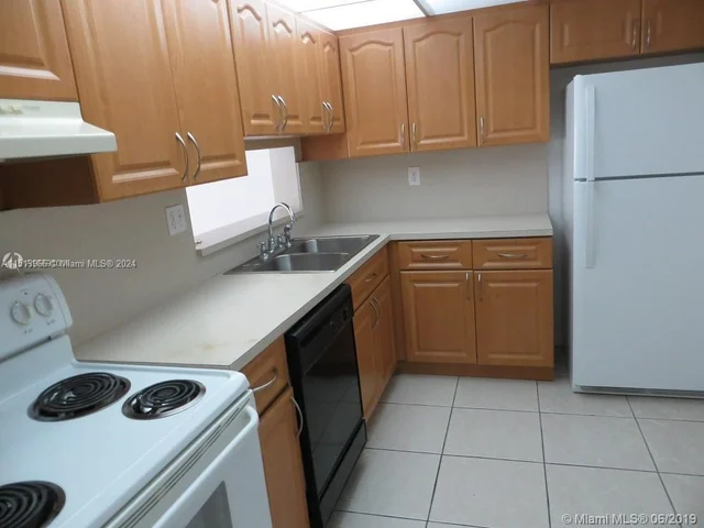 8760 SW 133rd Ave Rd # 101, Miami FL 33183