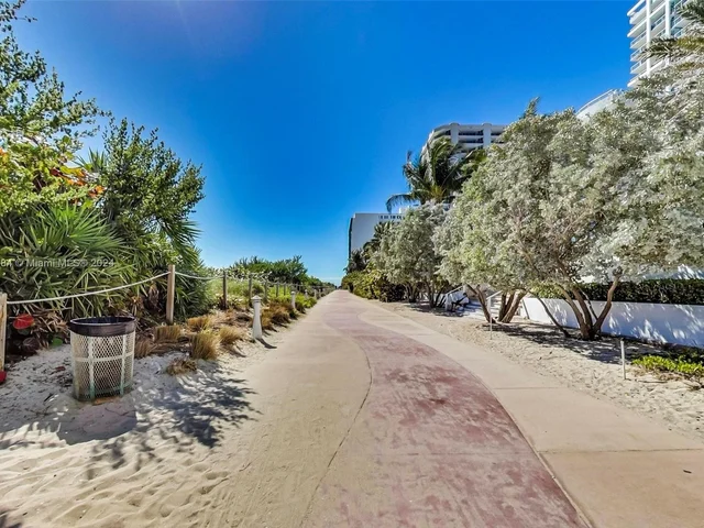 6899 Collins Ave # 1602, Miami Beach FL 33141