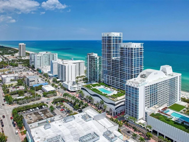 6899 Collins Ave # 1602, Miami Beach FL 33141