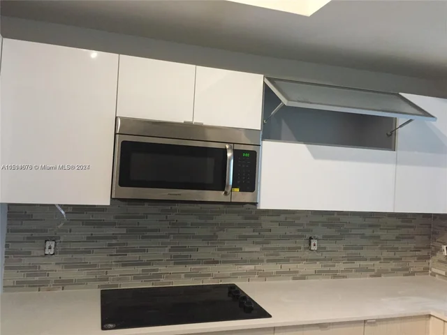 3330 NE 190th St # 1117, Aventura FL 33180