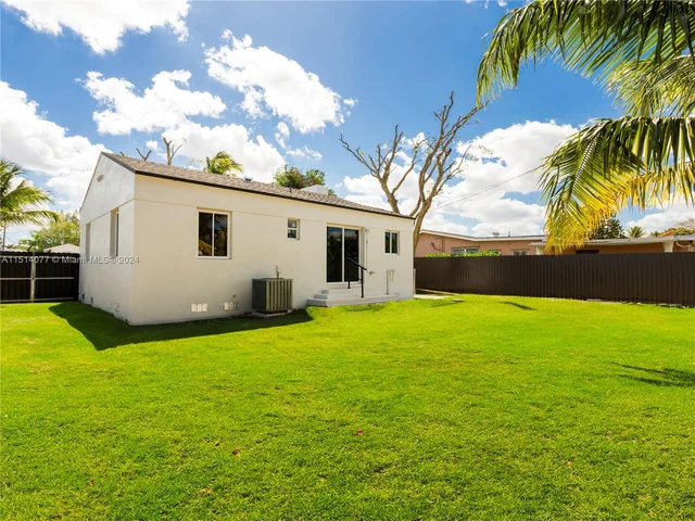 4225 NW 168th Ter, Miami Gardens FL 33055