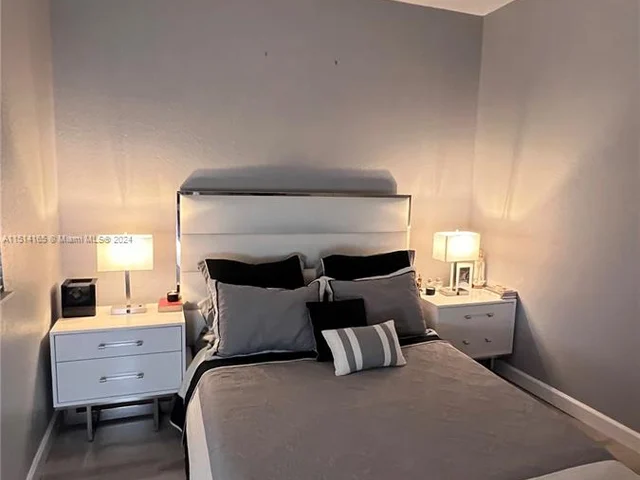 2935 SE 1st Dr # 11, Homestead FL 33033