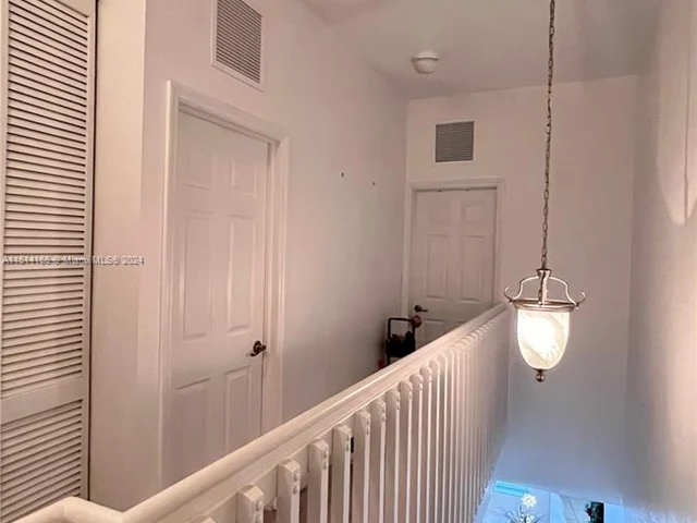 2935 SE 1st Dr # 11, Homestead FL 33033