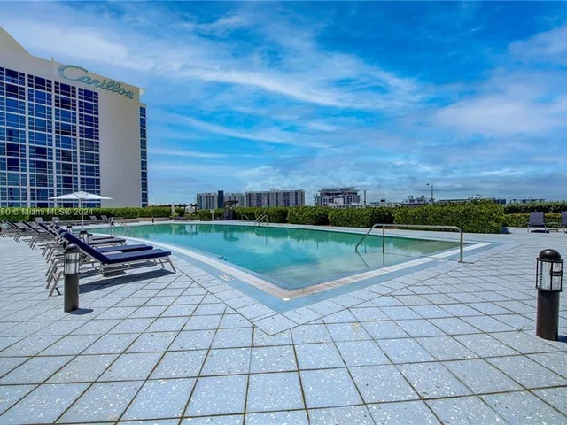 6899 Collins Ave # 2208, Miami Beach FL 33141