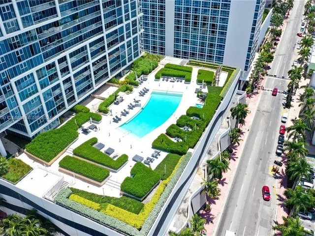 6899 Collins Ave # 2208, Miami Beach FL 33141