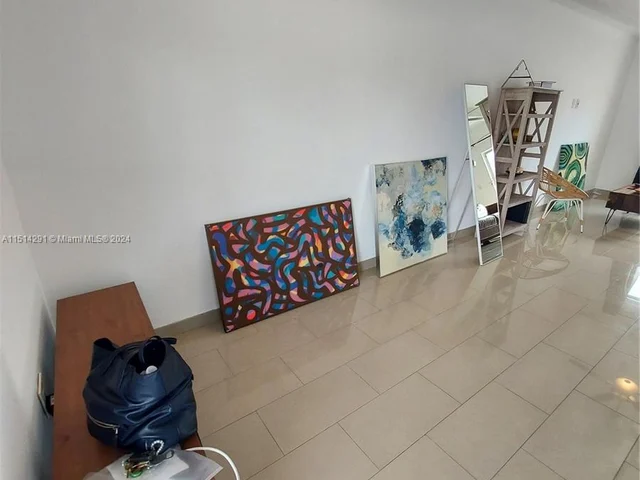 750 Michigan Ave # 303, Miami Beach FL 33139