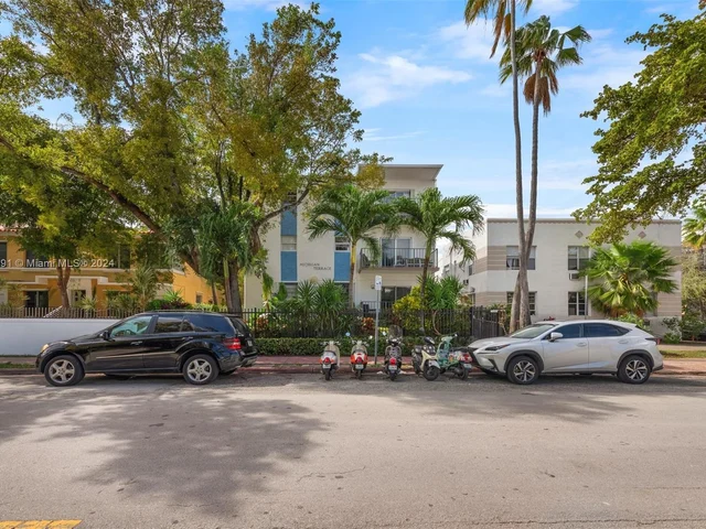 750 Michigan Ave # 303, Miami Beach FL 33139