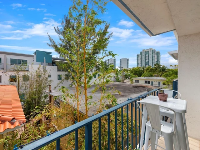 750 Michigan Ave # 303, Miami Beach FL 33139