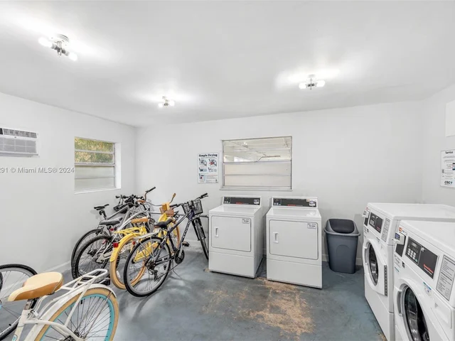 750 Michigan Ave # 303, Miami Beach FL 33139