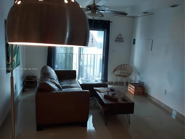 750 Michigan Ave # 303, Miami Beach FL 33139