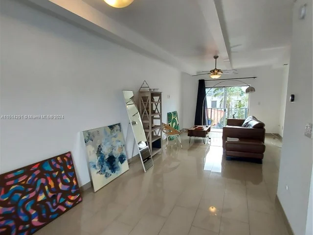 750 Michigan Ave # 303, Miami Beach FL 33139