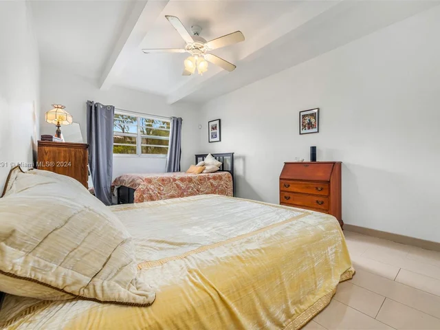 750 Michigan Ave # 303, Miami Beach FL 33139