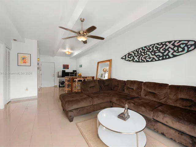 750 Michigan Ave # 303, Miami Beach FL 33139