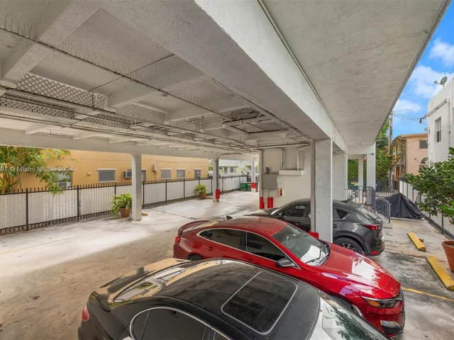 750 Michigan Ave # 303, Miami Beach FL 33139