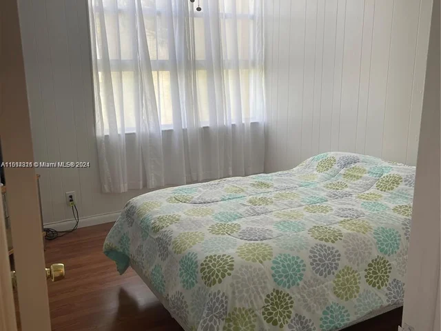 920 NE 199th St # 417, Miami FL 33179