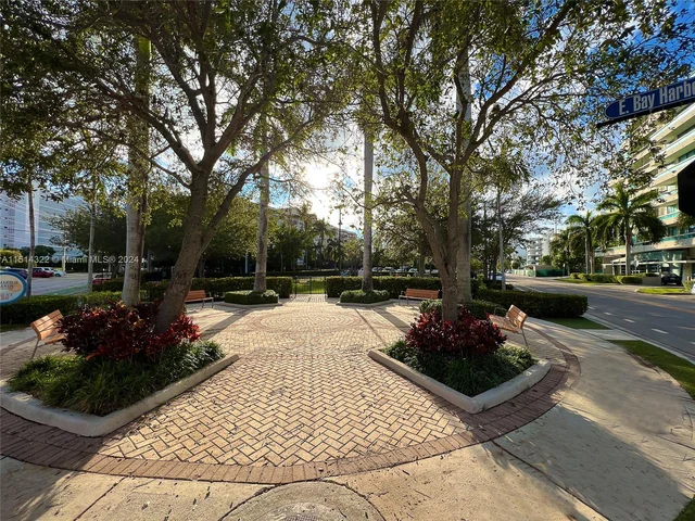 9270 E Bay Harbor Dr # 4B, Bay Harbor Islands FL 33154