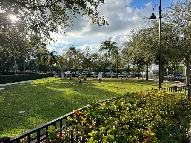 9270 E Bay Harbor Dr # 4B, Bay Harbor Islands FL 33154