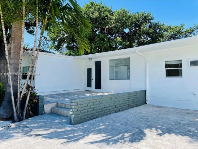 321 189th St, Sunny Isles Beach FL 33160