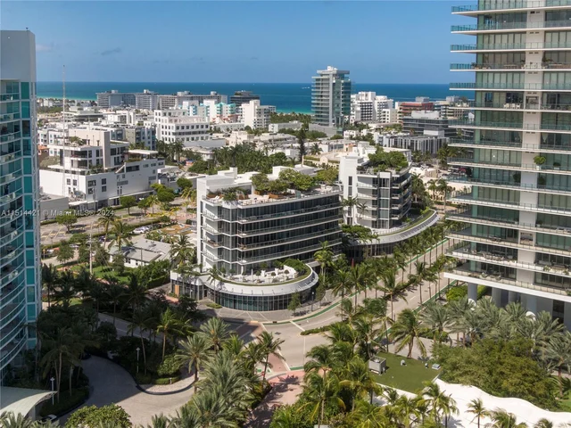 801 S Pointe Dr # 202, Miami Beach FL 33139